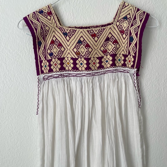 Mexican dress - Picture 4 of 6